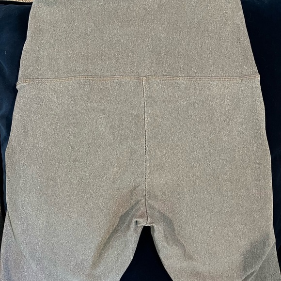 Lysse Denim Legging (28" Inseam) - Picture 5 of 7